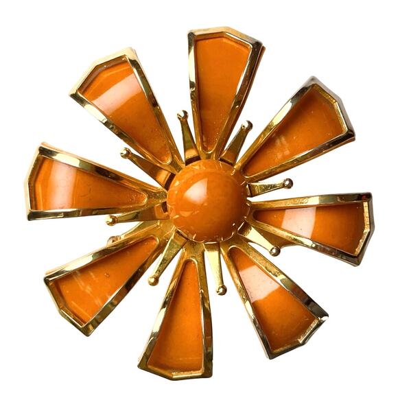 VTG 70s Brooch Orange Auburn Enamel Dimensional Flower Gold Tone Metal Pin - Picture 1 of 8